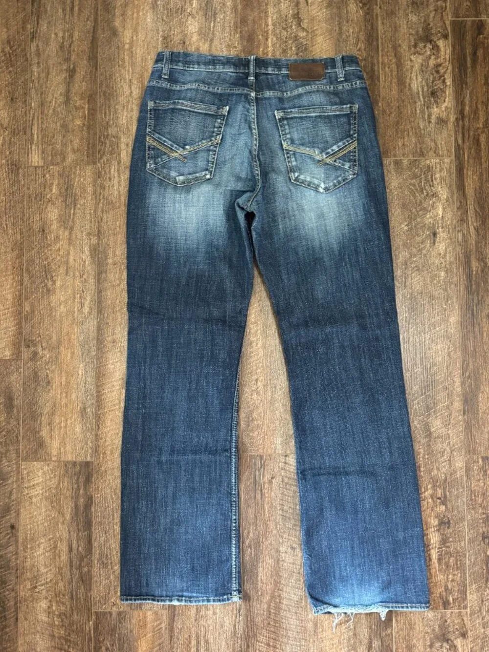 BKE Tyler Bootleg Dark Wash Distressed Denim Jeans Size 34L
